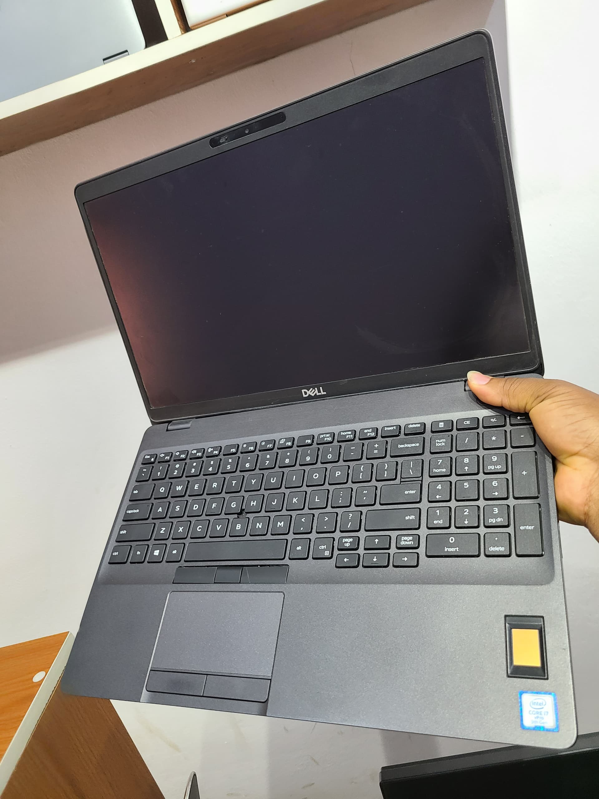 Dell latitude 5501 Core i7 9th generation